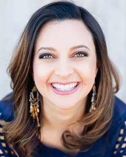 Lorena Arguello Dowlatshahi