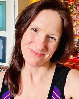 Amanda (Aasha) Elliott