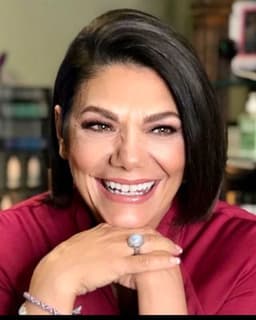 Katerina Rozakis - Insight Wellness Center