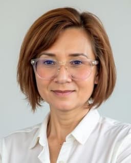 Dr. Josie Valderrama