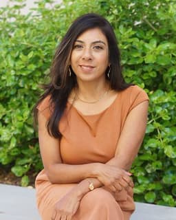 Lorraine Ramirez Becker