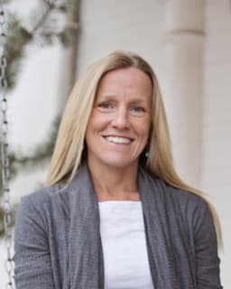 Darcy Piceu, Therapy in Action