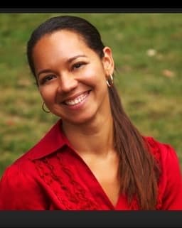 Dr. Yamilka Urquiza-Mendoza