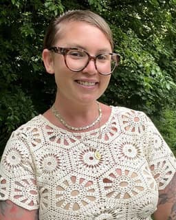 Nicole M Hendrickson