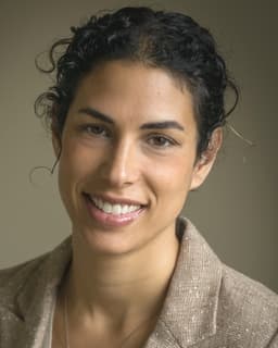 Leyla Sanford, EMDR certified in Studio City