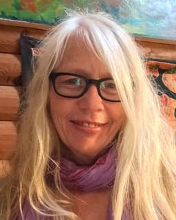 Kumari Patricia Coach