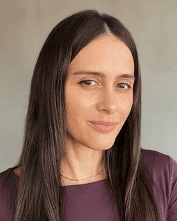 Daniela Romano, LMHC – Online Therapy Services