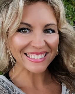 Janna O'Loughlin, LPC, LMHC