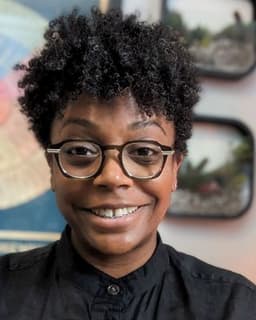 Shelly Williams, Founder of Mind Management Inc