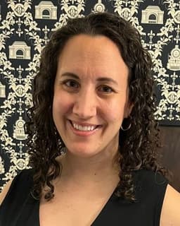 Alli Armstrong-Javors