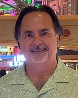 Dr. Robert Aristizabal