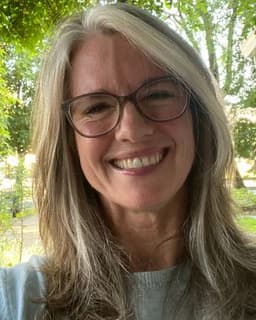 Stephanie W. Piekarski