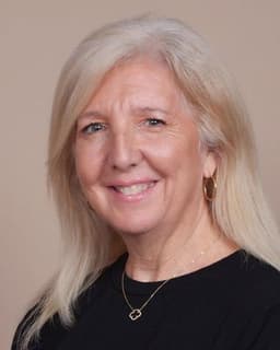 Rhonda M Bogenschutz