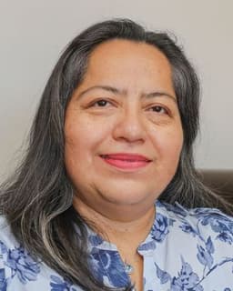 Roots-Raices Bilingual Counseling