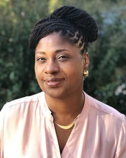 Claudia Warren-Wheat