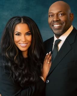 Dr. Luis Hines Therapy