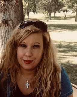 Sandra Marquez-Mesquite