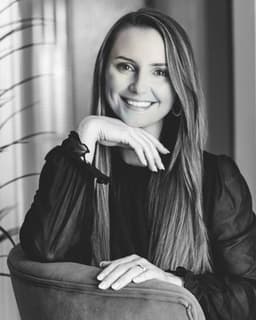 Dr. Nicole Biondoletti