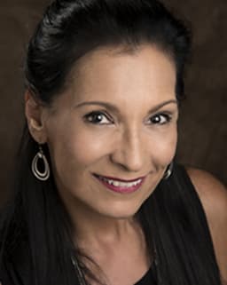 Cynthia L. Robles, LMFT