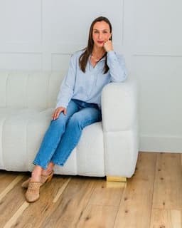 Jacqueline Robertson