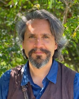 Tristan Destry Saldaña