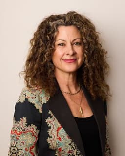 Dr. Charmaine Ehrhart