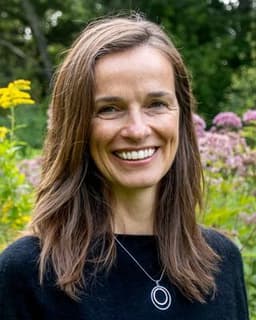 Kathleen MacNaughton