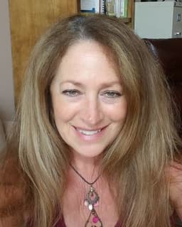 Connie Geralyn Bussey-Hooper