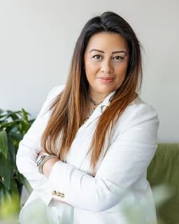 Dr. Maria E. Escobar