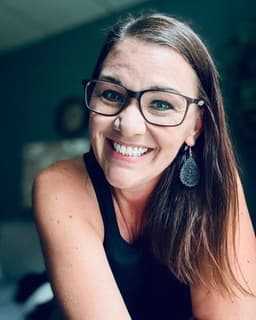 Kelli Hitchens Bruzik