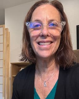 Jeanne Bracker White