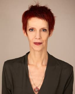 Nicole Urhahn-Schmitt