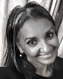 Nandranie Busjit Bhalai