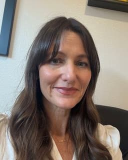 Dr. Courtney Olinger