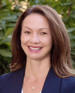 Lynn Lipari, LMFT, LPCC