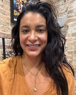 Caroline Quintanilla