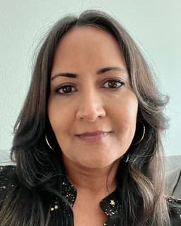 Salma Khan LCSW, South Asian Therapist
