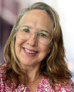 Lori Holland Seraphin