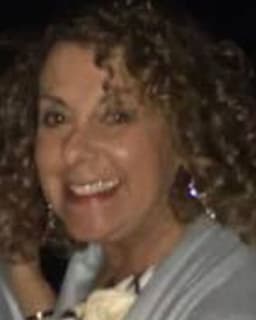 Annette M Levitine-Woodside