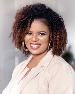 Domonique Casper Shaw