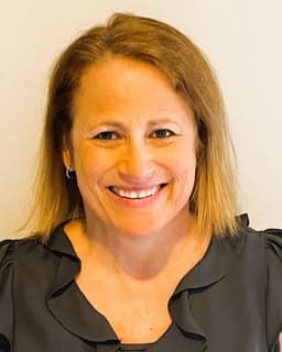 Dr. Laurie Emmer-Martin