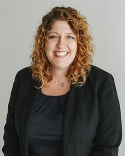 Aura Morris - Trauma Therapy and EMDR Intensives