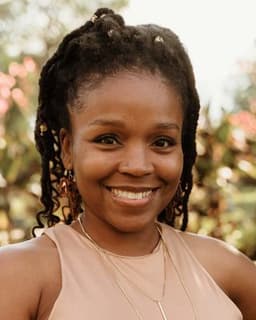 Dr. Lyneia Richardson