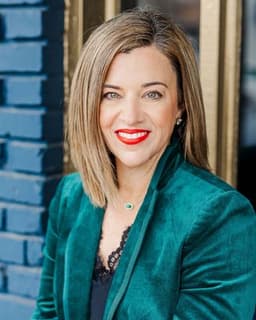 Jennifer Holt Starling