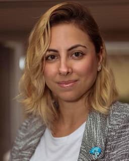 Dr. Valeria Lindenfeld