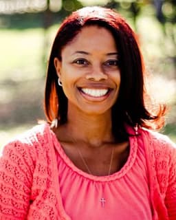 Dr. Chyneitha Cook | California Teletherapy