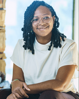 Amira Gregory - Expansive Therapy