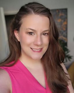 Ashley-Nicole N Sullivan