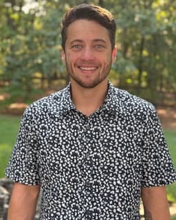 Joshua Garrett-Jones