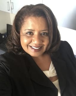 Rashella Avalos-Senteno